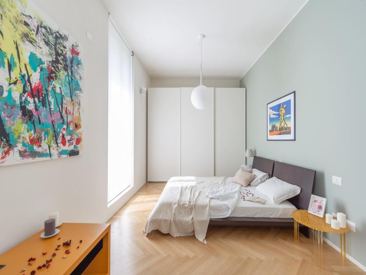 The Best Rent - Spacious Three-Bedroom Apartment With Terrace Mediolan Zewnętrze zdjęcie