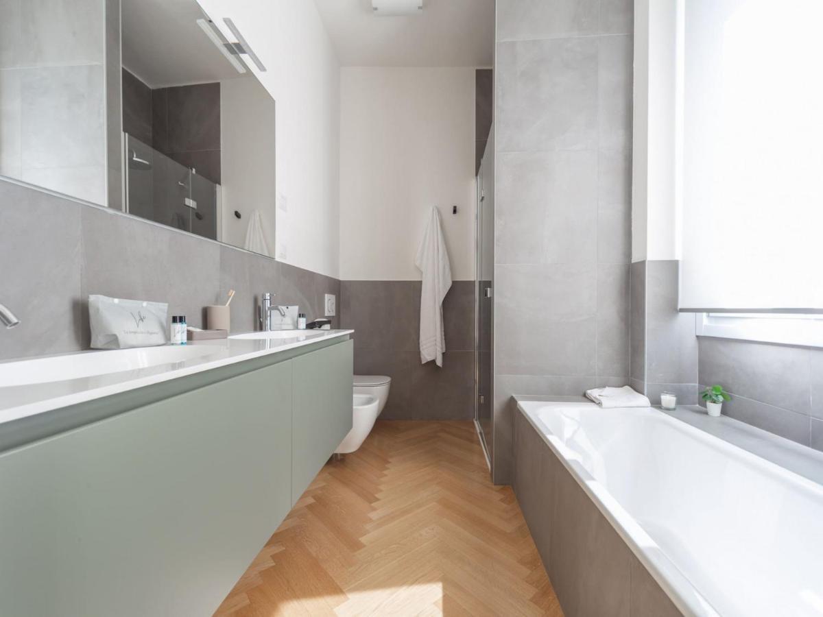 The Best Rent - Spacious Three-Bedroom Apartment With Terrace Mediolan Zewnętrze zdjęcie