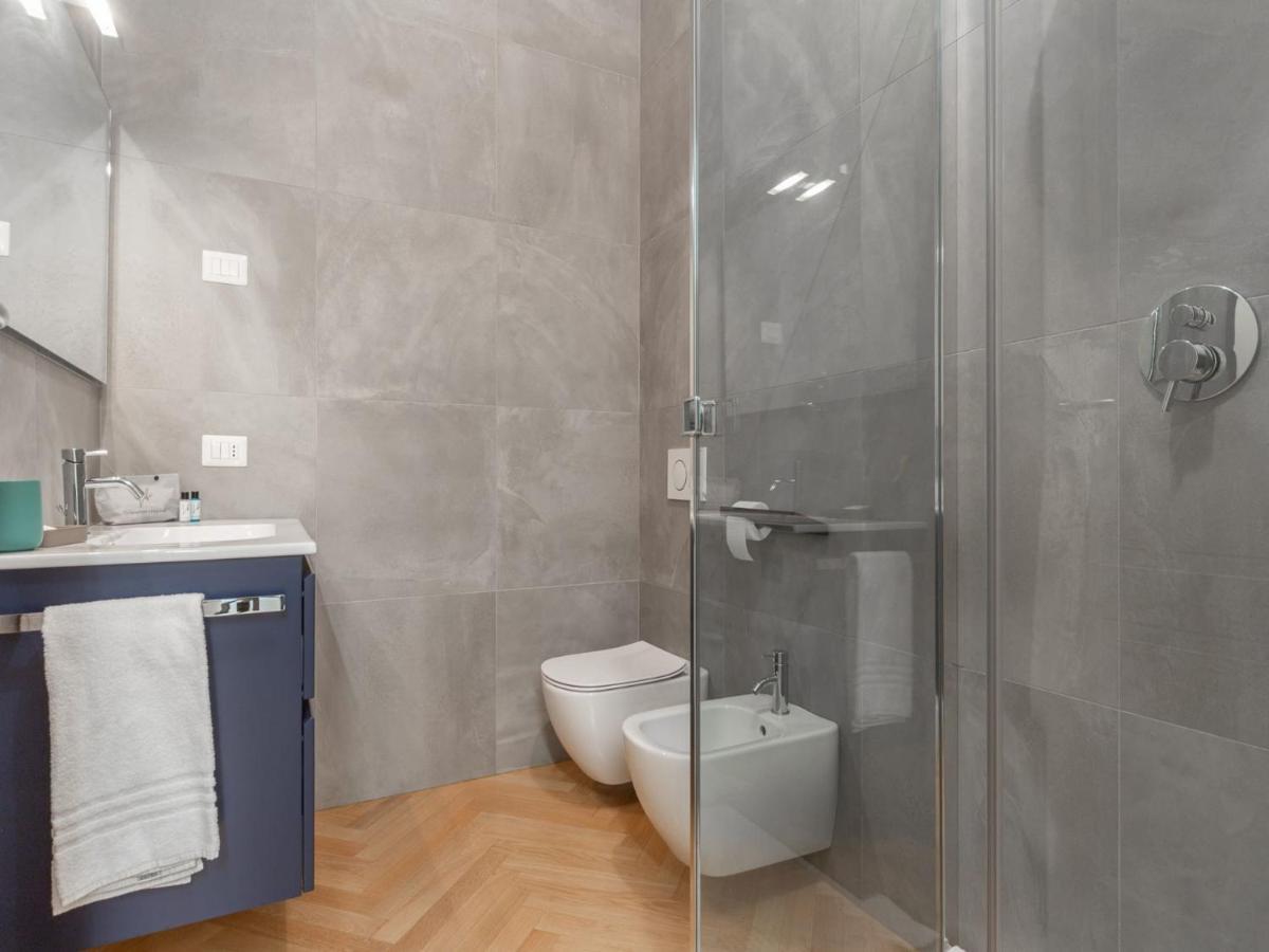 The Best Rent - Spacious Three-Bedroom Apartment With Terrace Mediolan Zewnętrze zdjęcie