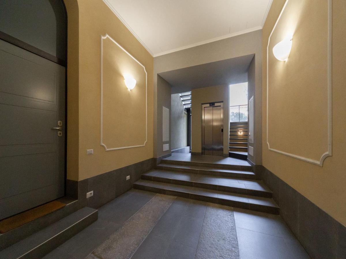 The Best Rent - Spacious Three-Bedroom Apartment With Terrace Mediolan Zewnętrze zdjęcie