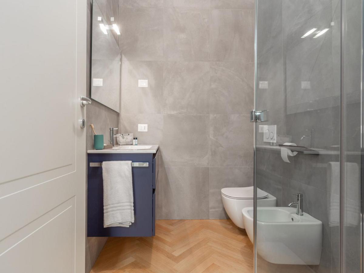 The Best Rent - Spacious Three-Bedroom Apartment With Terrace Mediolan Zewnętrze zdjęcie