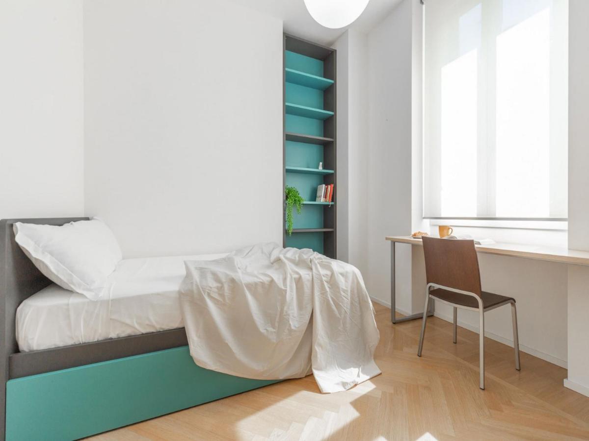 The Best Rent - Spacious Three-Bedroom Apartment With Terrace Mediolan Zewnętrze zdjęcie